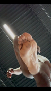 Domination des pieds