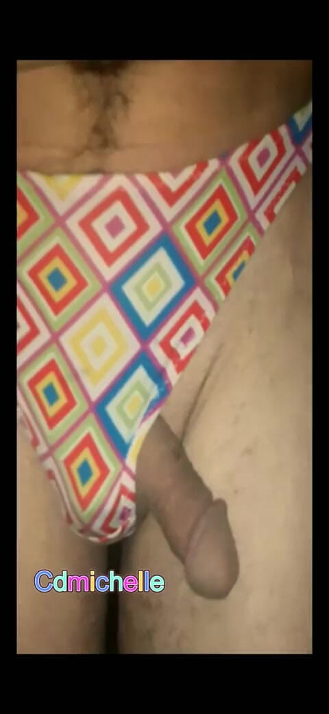 Crossdressers Cd Michelle wearing sexy lingerie: 43 / 43 Mb Cdmichelle Mit Farbenfrohen Badeanzügen