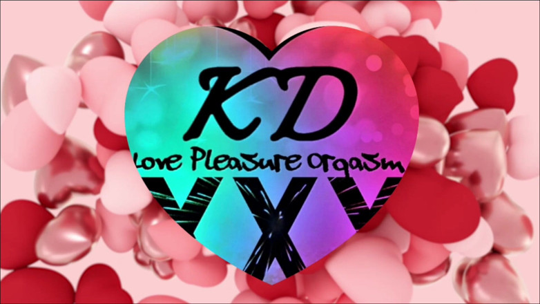 Dominixxx: Kelly und ihre pulsierende muschi in einem moment der liebe...