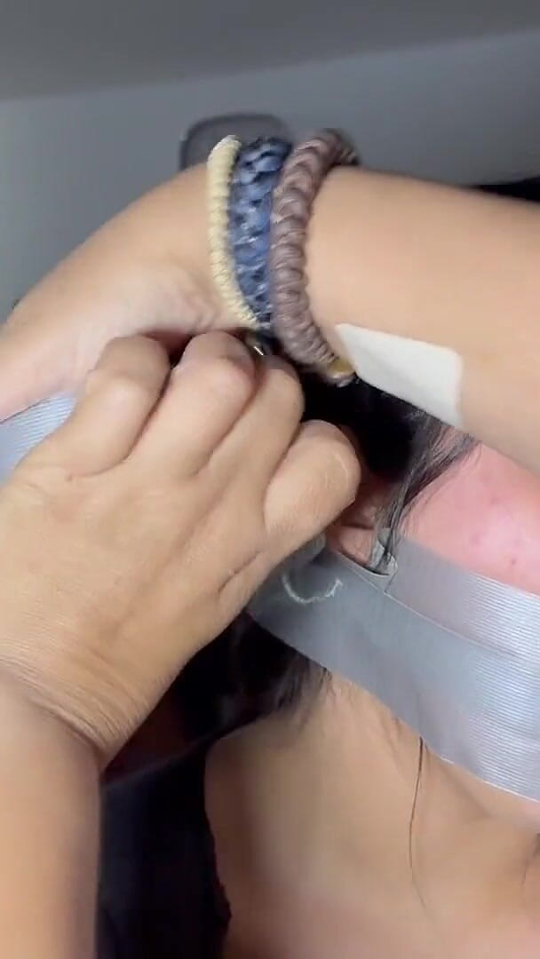 Selfgags Latina Bondage: Укрощенная клейкой лентой