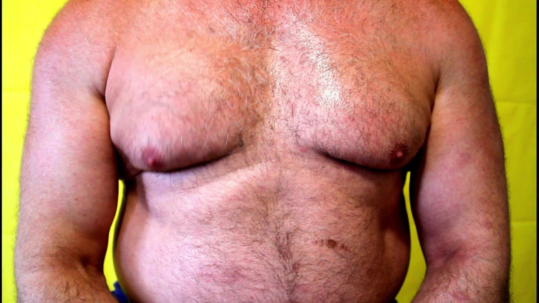 Gaybear1966: Grande pancia orso gay passo papà fusto muscoloso orso rimbalza....
