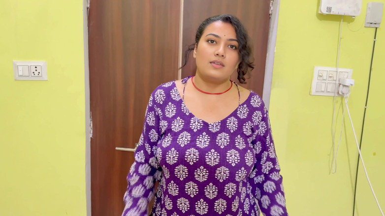 Hotty ragini: My Big Sister Was Angry, We Shared Single Bed, Full...