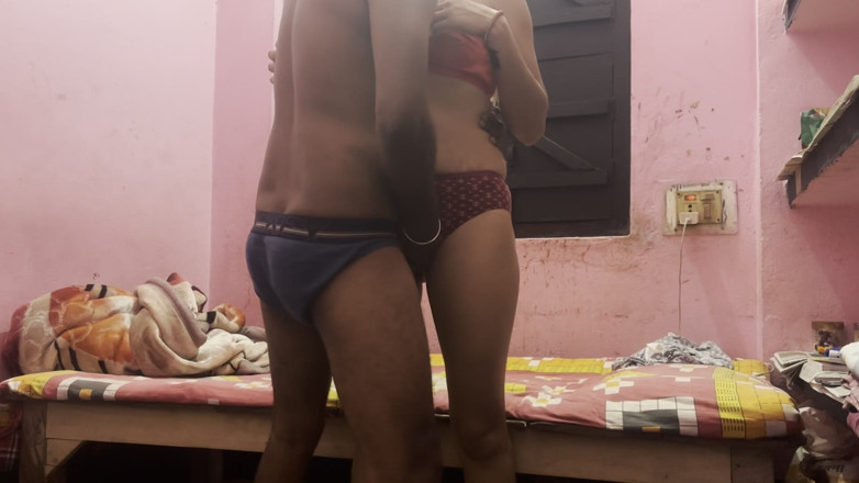 gkraj933: Stepbrother Sexing Roam in the Bed
