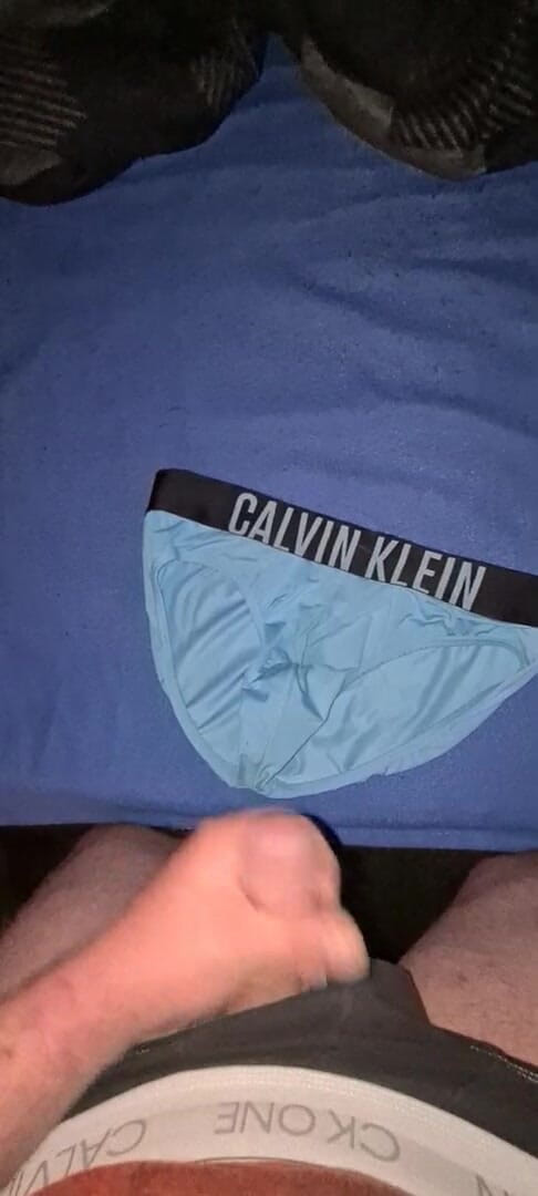 CumShorts: Bielizna spust 2