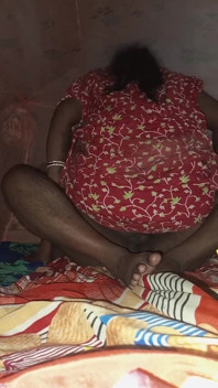 मेरे सौतेले भाई ने मेरी चूत से पानी निकाला