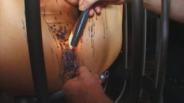Absolute BDSM films - The original: Wax play humiliating in cage