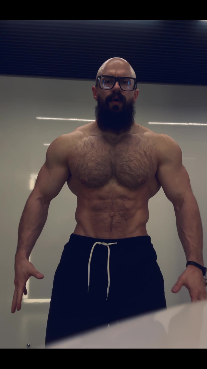 Mister Stone: Every Muscle Is Under the Skin