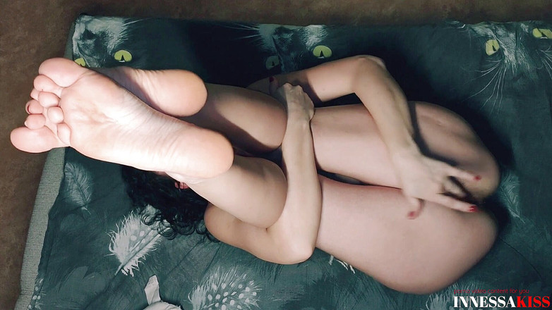 InnessaKiss: 파티 후 따먹기 - 다른 포즈로 섹스