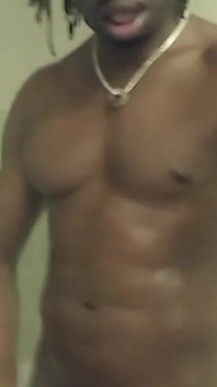 Nata4sex en mi sexy baño de polla dura en solo