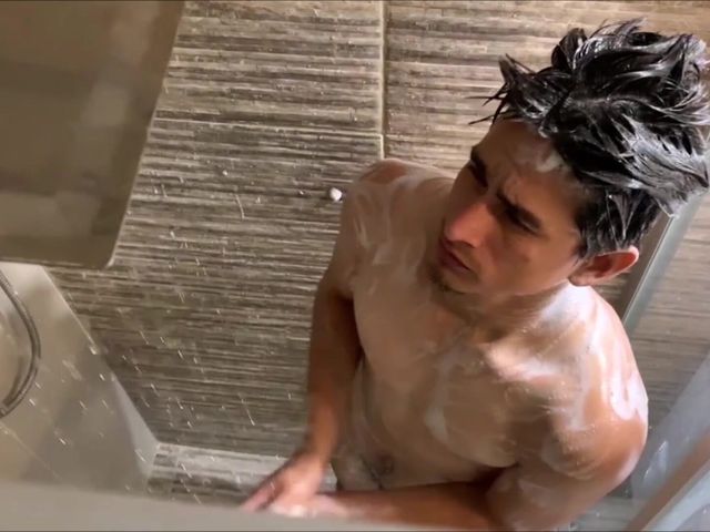 Cutie Shower Before Shooting a Video (The hook 305)