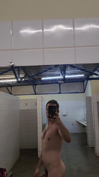 Mirroring Dick All Around