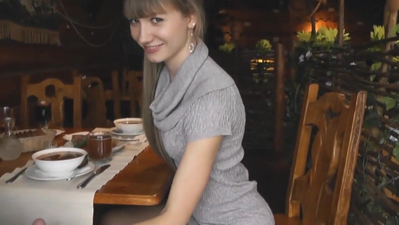 Angel The Dreamgirl: in the restaurant