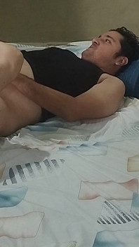 Dívka z Tinderu jezdí na mém penisu bez kondomu