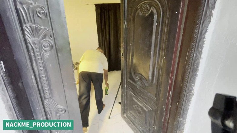 NACKME_PRODUCTION: Bur Glar karımı sikiyor çünkü ben dr**k. Bir daha olmayacak.