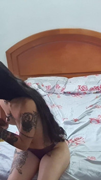 Chuda dziewczyna z college'u chce edukacji seksualnej
