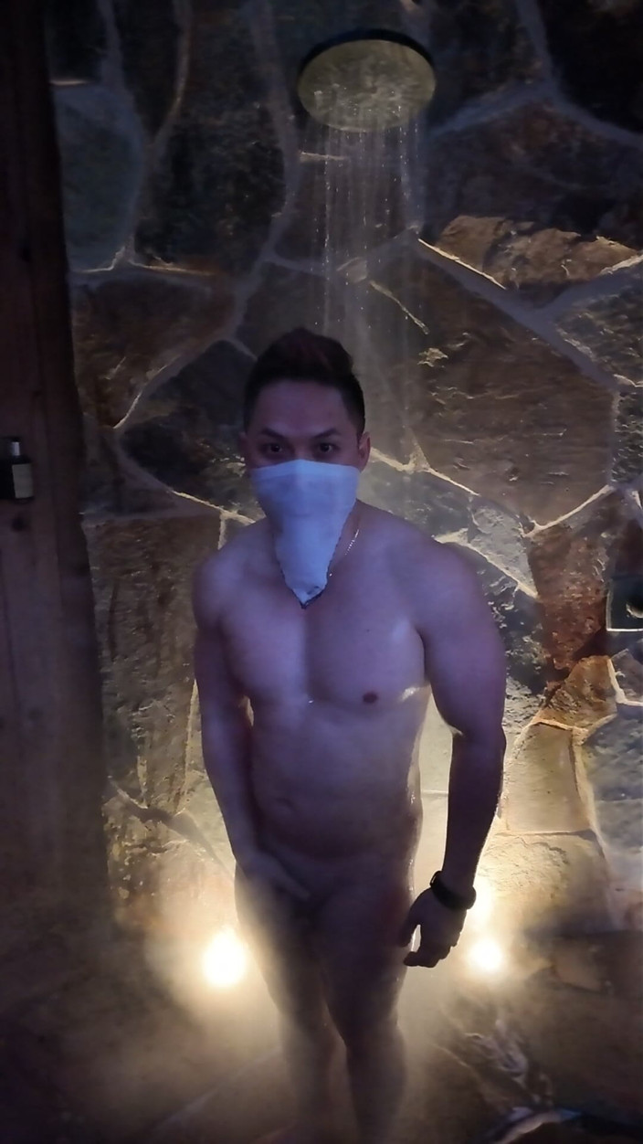 Barenakedmuscles: 알몸의 아시아 근육 덩어리 새벽 야외 샤워 플렉스 - 두꺼운 이두근, 6 팩 복근, V-테이퍼 백 및 큰 사정