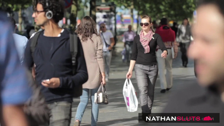 Nathansluts: Calda piccola segretaria angelina crow scopa il suo capo