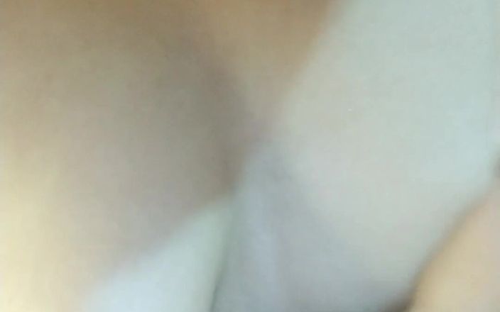 Carla Villalobos: Look How My Elbow Looks After Doing This