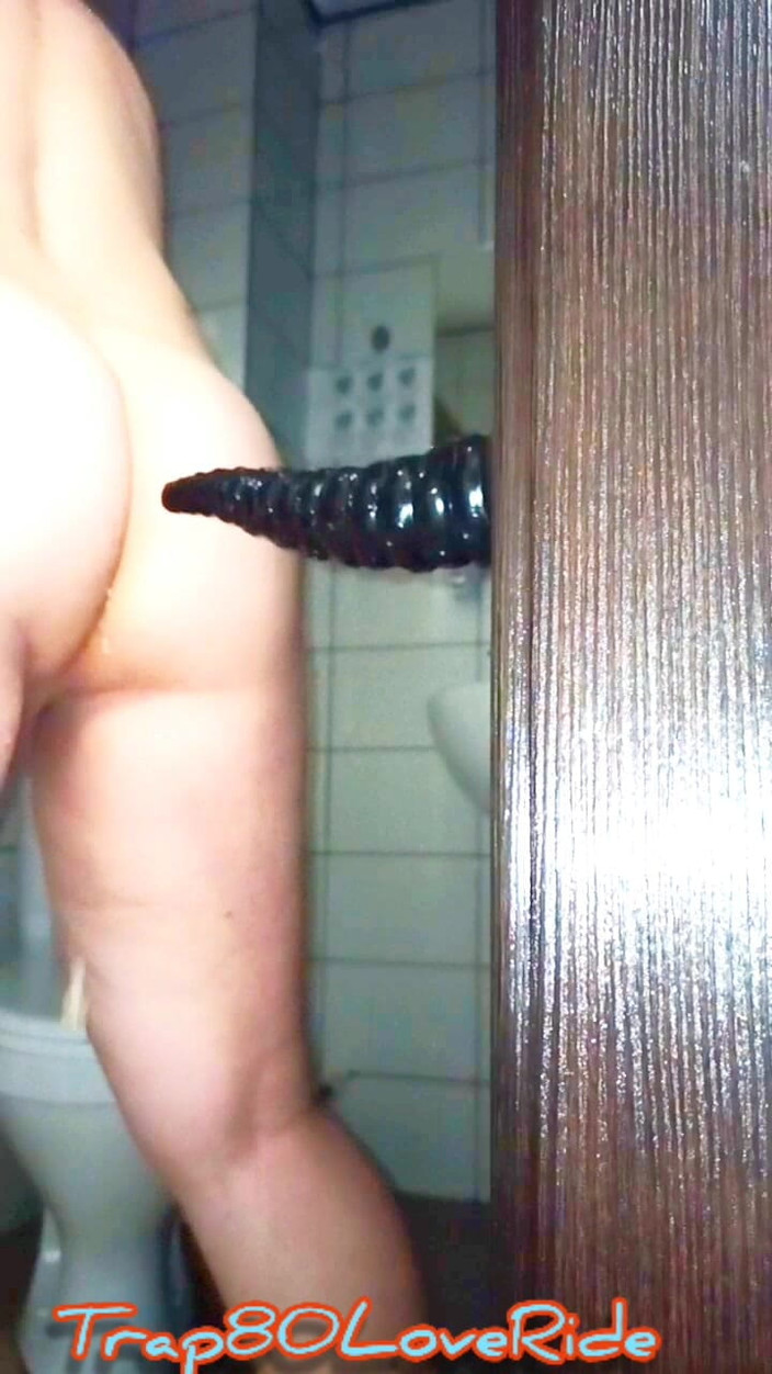 Trap80: Trap80, divertimento anale per un ragazzo effeminato con dildo, masturbatore...