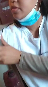 Děvka mé kolumbijské nevlastní sestry mě dlouho chtěla, když moje žena odešla, zavolala mi, abych ošukal její sexy kundičku