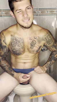My Big Cock Can Cums with No Touch