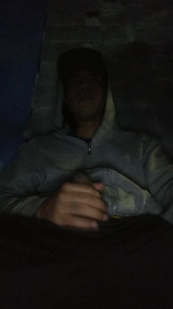 AlexAlejandro13: Malam keseronokan yang sunyi