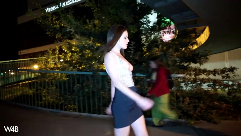 Watch4beauty: Nocny spacer