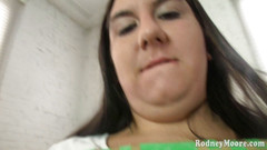 Scale Bustin Babes: Amatérský bbw konkurz robustní Normie Rain