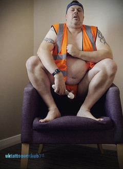 uktattooedchub74: Bauarbeiter hat ein bisschen mittagsspaß