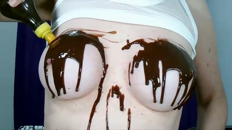Brazilian_Miss: Wetting boobs, tities and nipples with chocolate