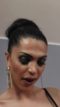 Raphaella Ferrari przekupstwo