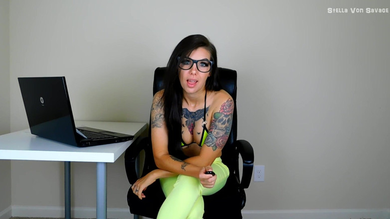 Stella Von Savage: Domme's Debugging &amp; Findom