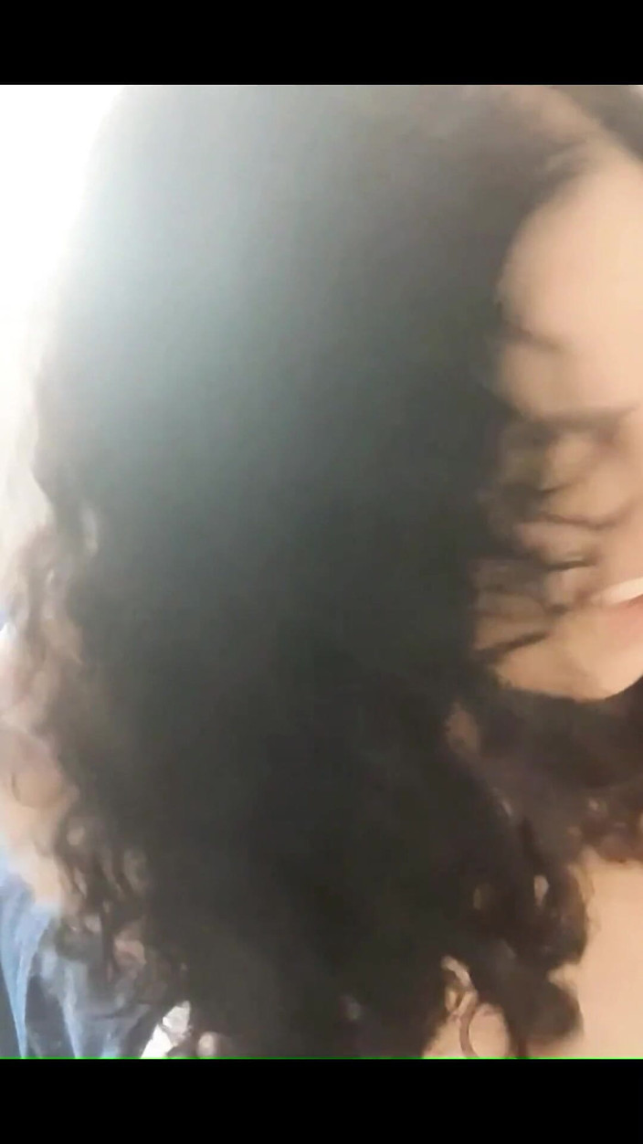 Eddie Queens: Yarağıma atlamayı bırakamıyor