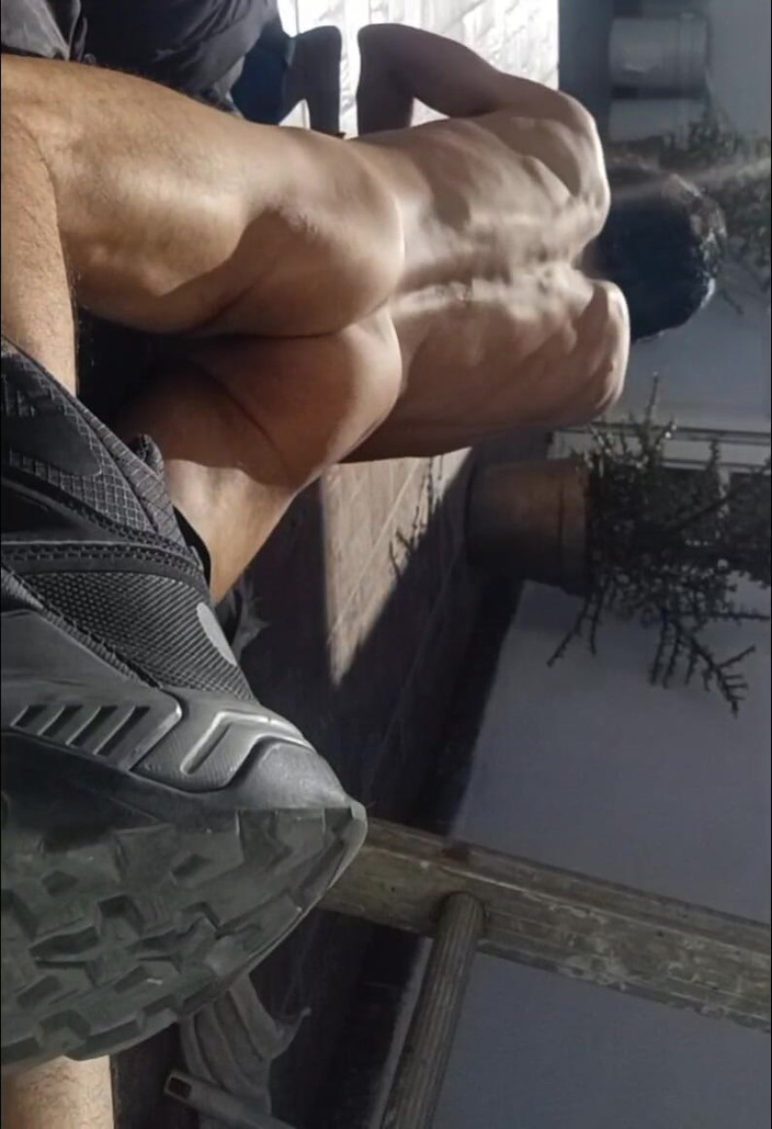 Nakedfer: Загарание