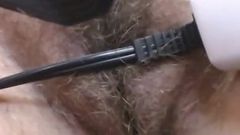 Sexy MILF Shaving Her Pussy
