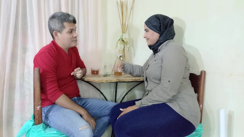 Gina Halime: Dik Arabisch meisje krijgt een grote lading sperma in haar...