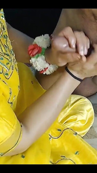 Büyük Yaraklı Devar'ın Mehndi Gecesi Güzel Mastürbasyonu Ateşli Hintli Yenge Tarafından Xvideos India XXX'te Düğününde Sikiliyor