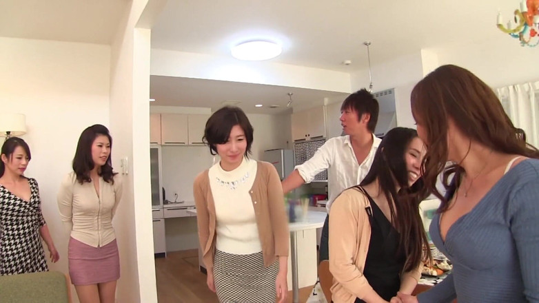 MBM3988: A025b04 [záznam 40leté ženy v domácnosti, která upadala do tmy]