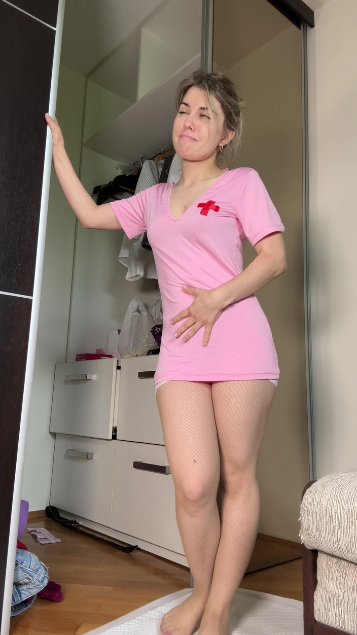 Misty Phoenix: She Peed on the Floor While Getting Ready for Work