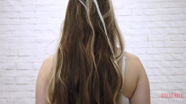 Test-Shoots: 18-річна Катя позує оголеною вперше в житті в інтерв'ю