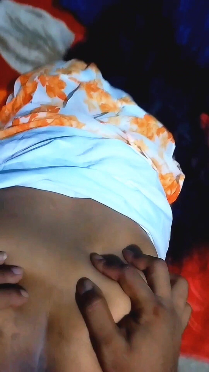 RKmasalafilms: Indisches bhabi, harter sex mit kleinem jungen