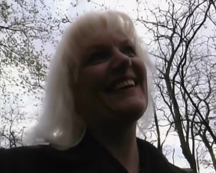 Mature Climax - 100% Mature Videos: Si blonde matang fisted dan dikongkek