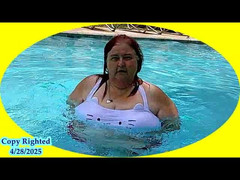 BBW nurse Vicki adventures with friends: 看護師ヴィッキーは新しい2ピースを着て、太陽の下で楽しんでいますパート1