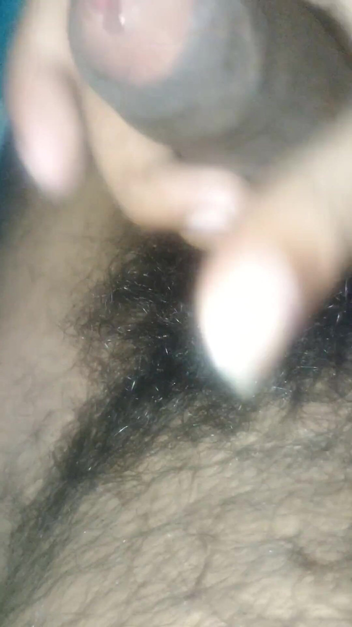 Hot_bobby: Un grande cazzo che papà si masturba