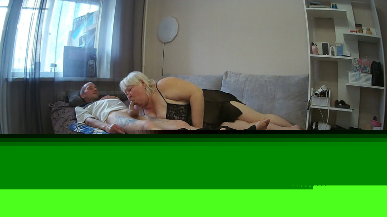 Zona901: La vicina adora farsi venire in bocca