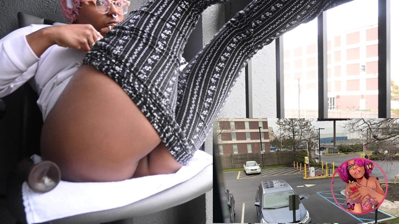 Peach Fuzz: Ebony masturbates