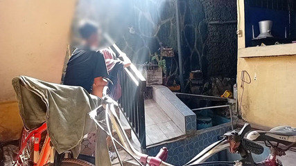 Famly sex: Ее пасынки были так возбуждены