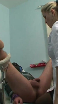 Doctor humiliates an old pig and fingers him