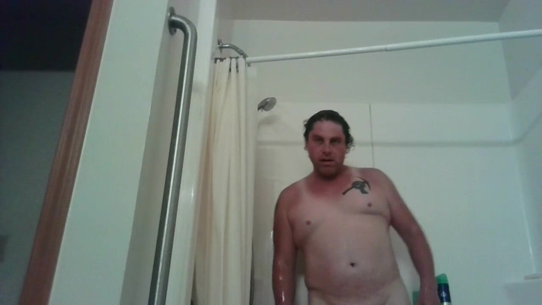 JG Risk: Une douche rapide, partie 1
