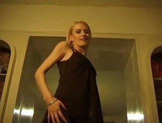 Flash Model Amateurs: 흑인 대물 자지에게 따먹히는 금발 밀프